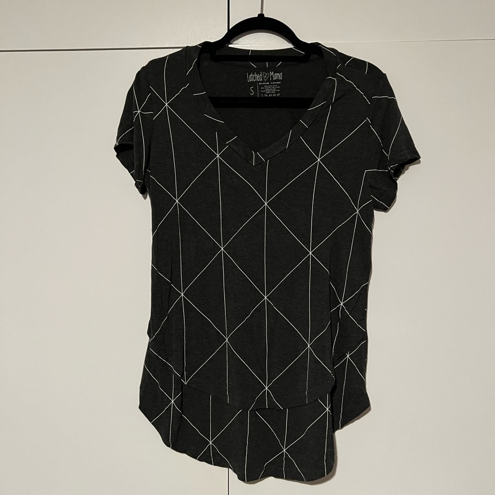 Latched Mama V-Neck Boyfriend Nursing Tee